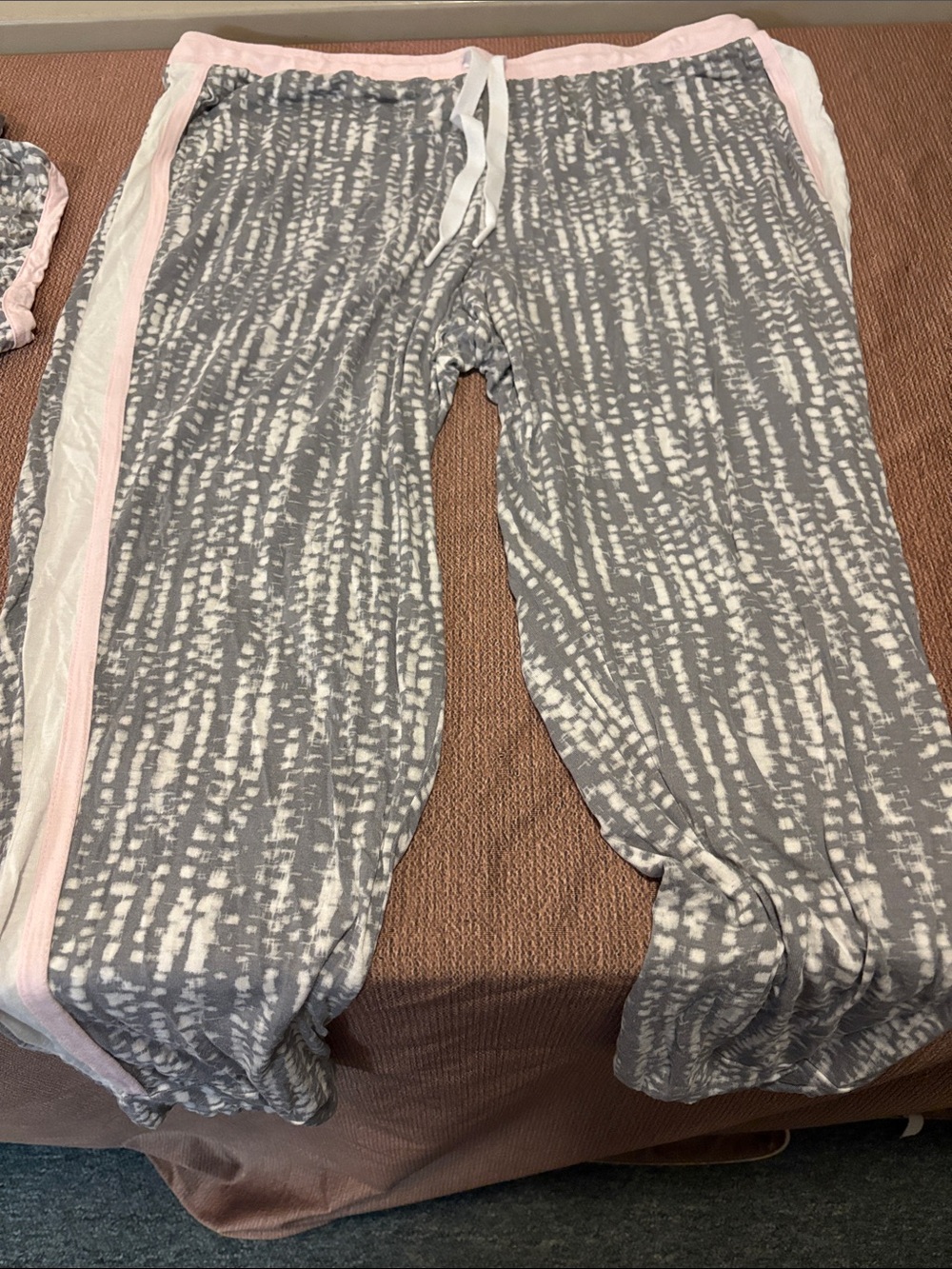 Secret Treasures Gray and Pink Printed Two-Piece Sleep Set - Picture 3 of 4